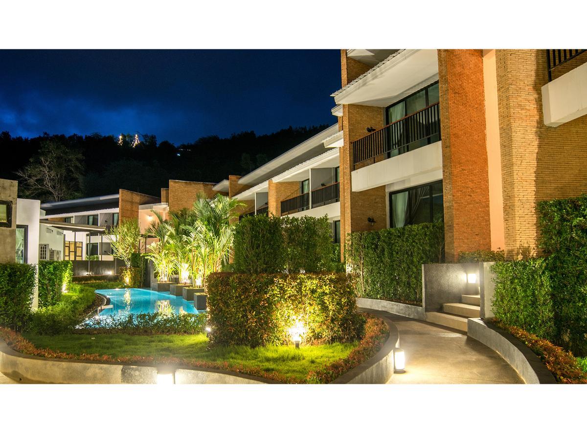 B2 Mae Hong Son Premier Hotel Bagian luar foto