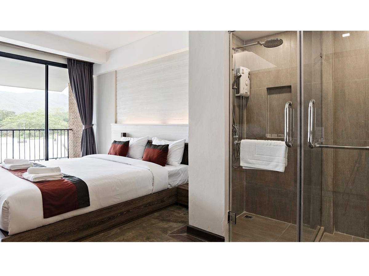 B2 Mae Hong Son Premier Hotel Bagian luar foto