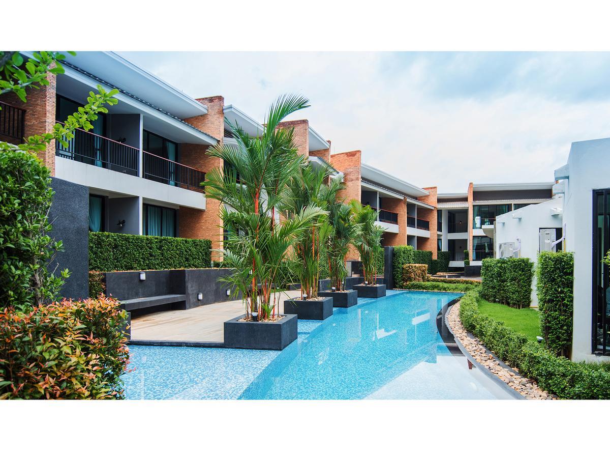 B2 Mae Hong Son Premier Hotel Bagian luar foto