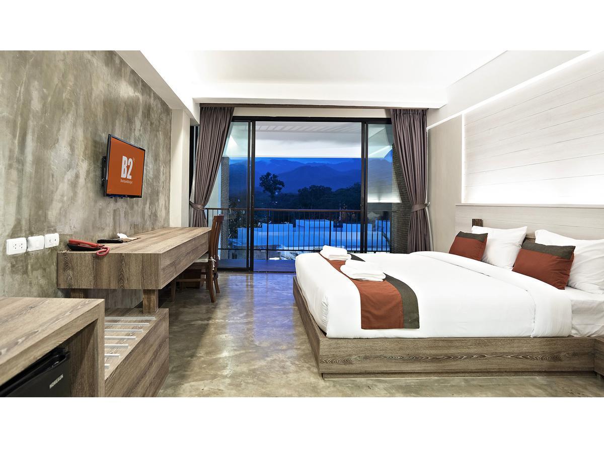 B2 Mae Hong Son Premier Hotel Bagian luar foto
