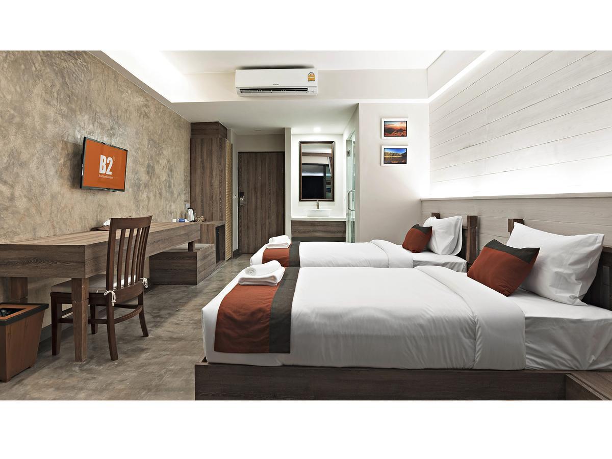 B2 Mae Hong Son Premier Hotel Bagian luar foto